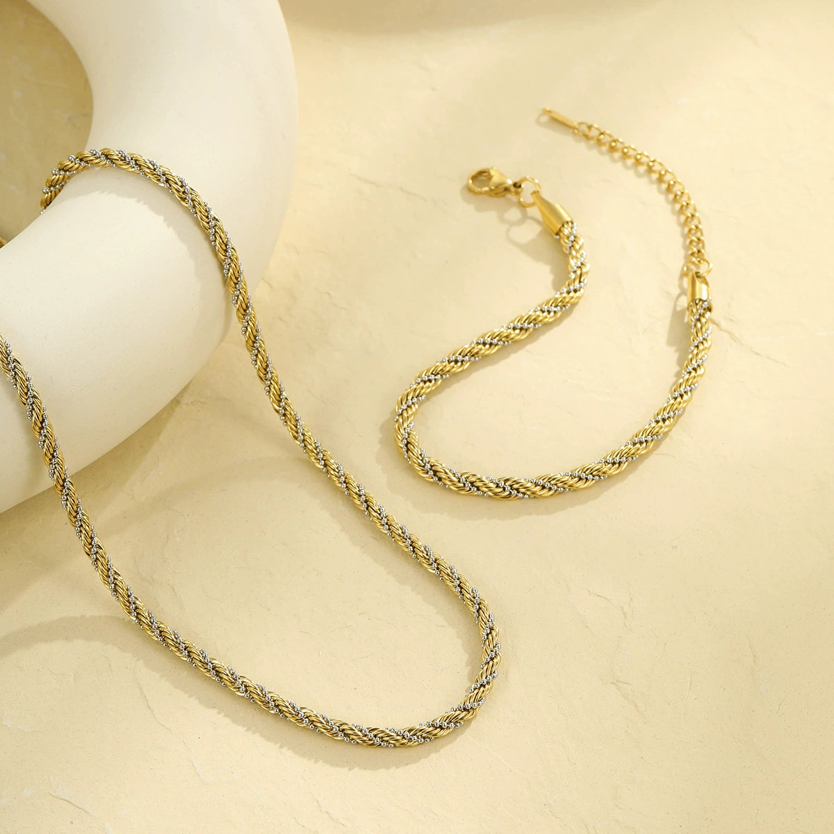 Serpentine set